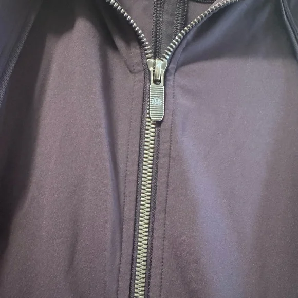 Lululemon Sleek Essentials Full-Zip Jacket - Picture 3 of 7